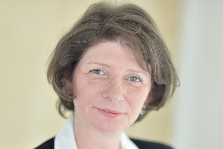 Vous êtes en train de consulter Florence Priouret prend la présidence de la SFAF