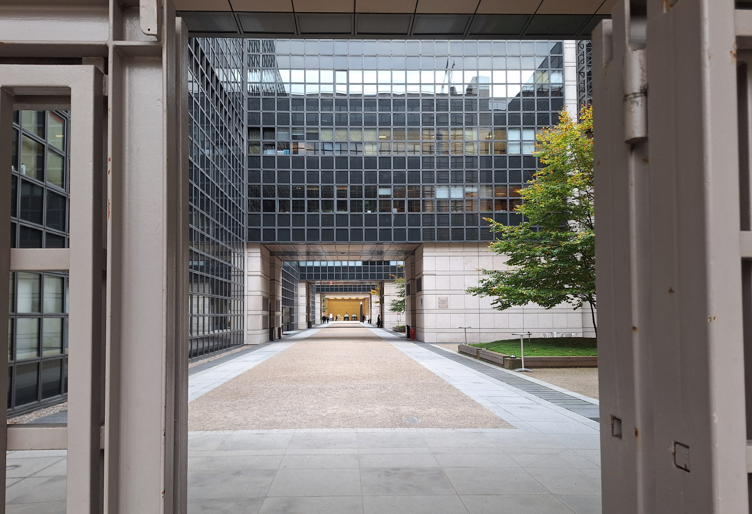 Vous êtes en train de consulter Blanchiment : Tracfin croule sous les déclarations de soupçons